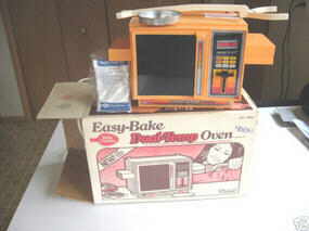 Betty Crocker Easy Bake Oven Image